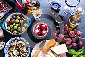 Spanish tapas and red wine