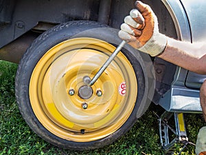 Spare wheel installed on the car