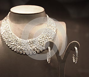 Sparkling Diamond Necklace