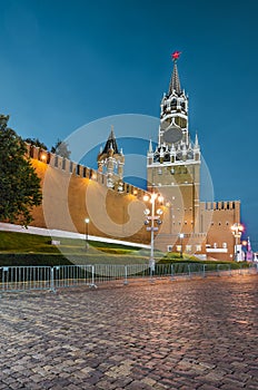 Spasskaya tower of Moscow Kremlin at night.
