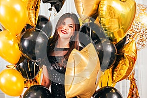 Special day portrait brunette lady balloons