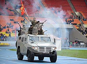 Special forces demonstrate training at stadium