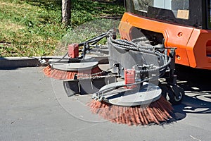 A special machine sweeps city paths