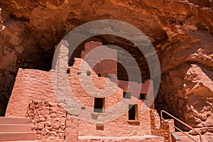 The special Manitou Cliff Dwellings museum