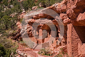 The special Manitou Cliff Dwellings museum