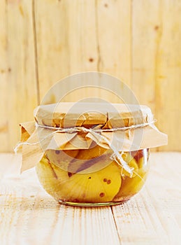 Speciality confection of preserved pears and vanilla