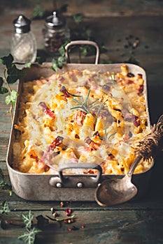 Speck and Rosemary Mac And Cheese Macaroni, Comfort Food for Winter.