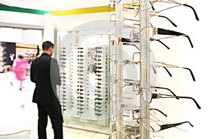 Spectacles store photo