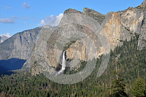 Spectacular View of Yosemite Valley photo