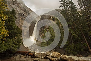 Spectacular views to the Yosemite waterfall in Yosemite National