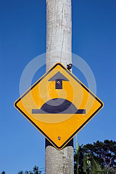 Speed Hump street sign