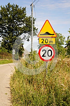 Speed sign