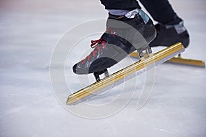 Speed skating