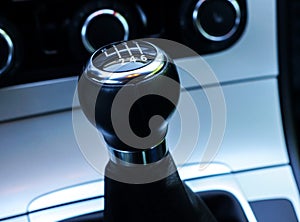 6 Speed Gear Shift