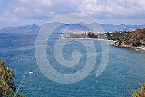 Sperlonga - Panorama della Baia delle Sirene dal sentiero