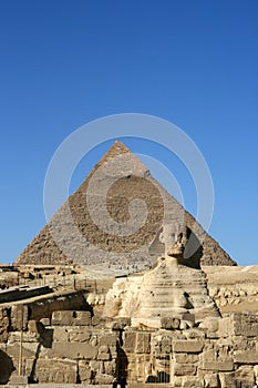 Sphinx and the pyramid in Giza