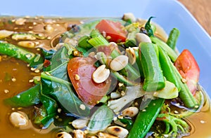 Spicy kale salad