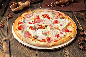 Spicy mexicano pizza with jalapenos