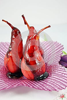 Spicy Pears in red wine