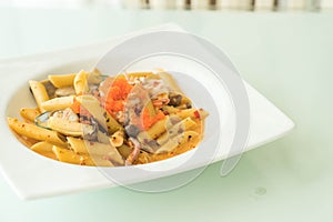 spicy penne seafood