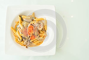 spicy penne seafood