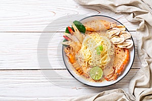 spicy shrimps spaghetti pasta (Tom Yum Goong)