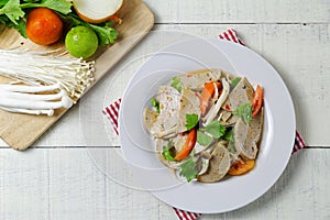 Spicy Vietnamese Pork Sausage Salad ,Yum Moo Yor