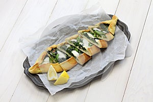 Spinach pide, turkish pizza