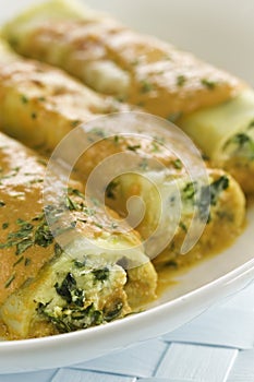 Spinach and ricotta cannelloni