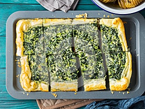 Spinach savory quiche with cream cheese