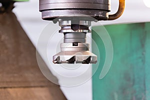 Spindle with a milling cutter in a mandrel on a CNC milling machine