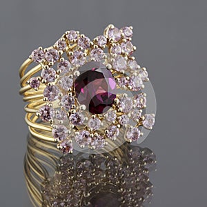 Spinel ring