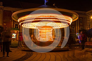 Spinning carousel for kids