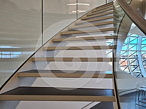 Spinning staircase in museum De Fundatie