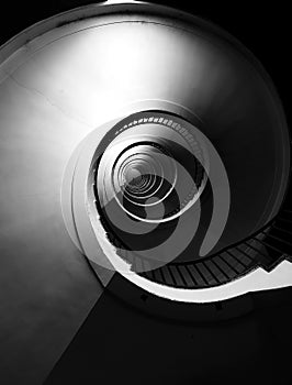 Spiral staircase iwith the steps going towards infinity