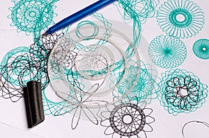 Spirograph retro toy