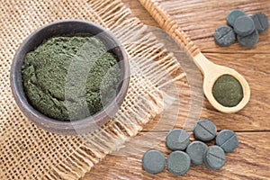 Spirulina powder and pills - Spirulina