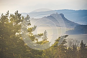 Spišský hrad, světové dědictví UNESCO. Slovensko. Západ slunce.