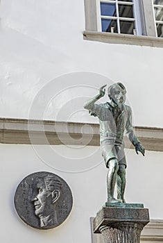 Spitting boy fountain to honor Josef Cornelius created by Carl Burger