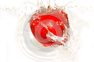 Splash-serie: red apple 1