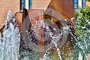 Splashing Fountain Splashing