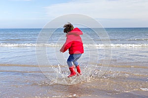 Splashing in the Sea