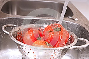 Splashing tomatoes