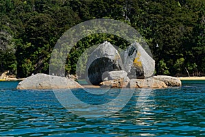 Split Apple Rock, Kaiteriteri, New Zealand