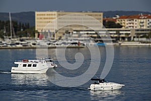 Split harbor tilt shift effect