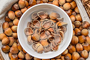 Splited hazel nuts