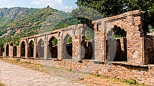 Spooky ruins of Bhangarh Fort, the most haunted place in India