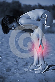 Sport woman knee injury