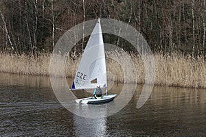 Sport yacht sailor goes to emergency landing