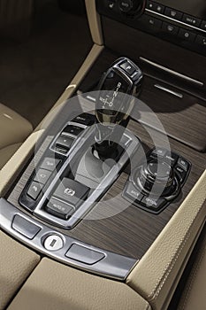 Sports car gear shifter